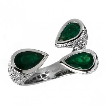 Zlatý designový prsten se smaragdy a brilianty Zlatý designový prsten se smaragdy a brilianty