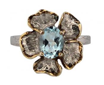 Stříbrný prsten ”květina” s modrým topazem Stříbrný prsten ”květina” s modrým topazem