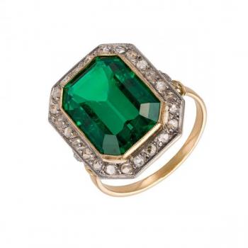 Art Deco prsten s berylovým dubletem a diamanty Art Deco prsten s berylovým dubletem a diamanty