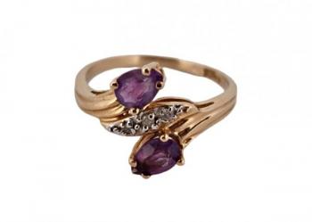 ZLATÝ PRSTEN S AMETYSTY A DIAMANTY ZLATÝ PRSTEN S AMETYSTY A DIAMANTY