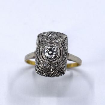 Zlatý art deco prsten s briliantem 0,50 ct Zlatý art deco prsten s briliantem 0,50 ct