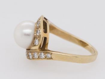 Zlat prsten s perlou