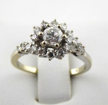 Zlat diamantov prsten - Kvtina